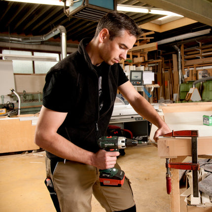 Metabo BS 18 LT cordless drill driver 18 V 60 Nm ( 602102500 ) + 2x rechargeable battery 4.0 Ah + charger + metaBOX