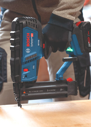 Bosch GNH 18V-50 M Clavadora profesional para madera a batería 18 V 1,2 x 16 - 50 mm sin escobillas (0601482400) Solo - sin batería, sin cargador