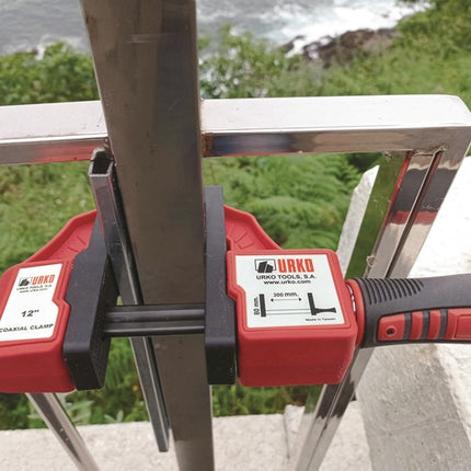 Abrazadera de cuerpo URKO 213 ( 4000831791 ) Anchura de sujeción 300 mm Proyección 85 mm