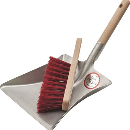 Dustpan set ( 9000470016 ) with wooden handle metal blade L230xW240 mm