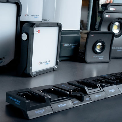 Adaptador de batería Scangrip SMART CONNECTOR ( 4000873489 ) adecuado para MAKITA