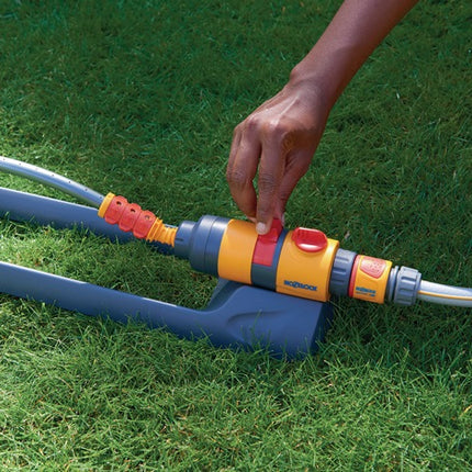 Hozelock arroseur rectangulaire AquaSave PRO XL ( 4000350207 ) 350 m² raccord enfichable