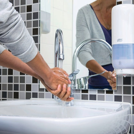 TORK soap dispenser Tork 561000 ( 9000474156 ) H211xW112xD114approx.mm