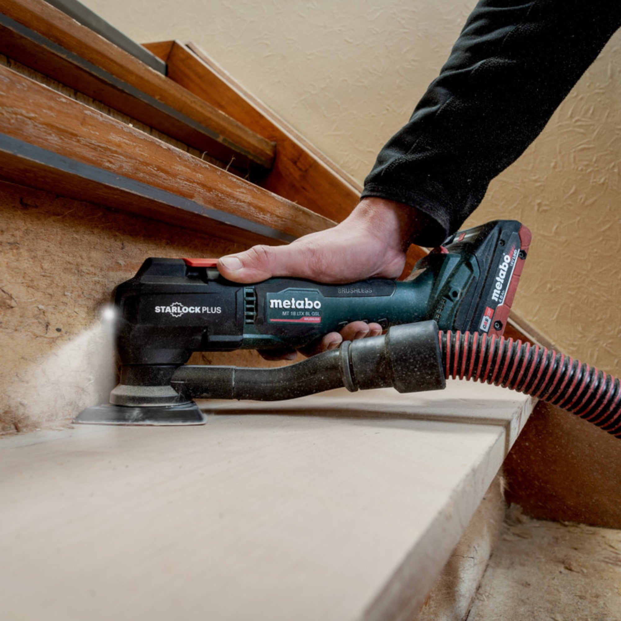 Metabo MT 18 LTX BL QSL Akku Multitool 18 V Brushless Starlock Plus 613088800 2x Akku 4 0 Ah Ladegeraet 12 tlg Zubehoer metaBOX 4 - toolbrothers