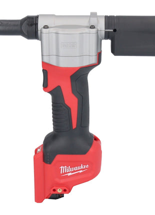 Remachadora ciega a batería Milwaukee M12 BPRT-201 12 V 20,32 mm + 1x batería 2,0 Ah - sin cargador