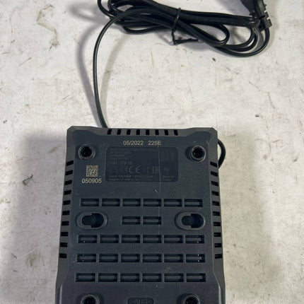 Bosch GAL 12V 40 Professional Schnell Ladegeraet fuer 12V Akkus 1600A019R3 Gebraucht 2 - toolbrothers