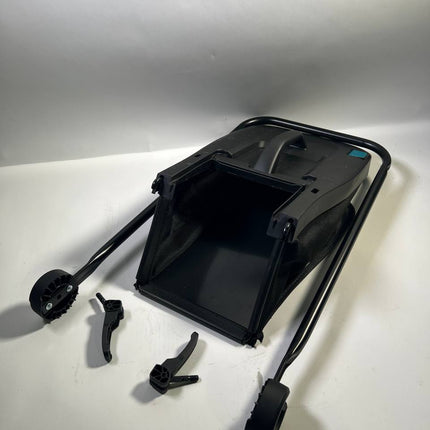 Makita DLM 330 Z Akku Rasenmaeher 18 V 33 cm 30 l Solo Leicht Gebraucht 3 - toolbrothers