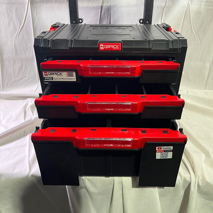 Qbrick System PRO Cart 2 0 Plus Drawer 3 mobile Box auf Raedern 520 x 415 x 660 mm 12 l 2x 4 5 l abnehmbarer Doppelteleskopgriff Beschaedigt 1 - toolbrothers