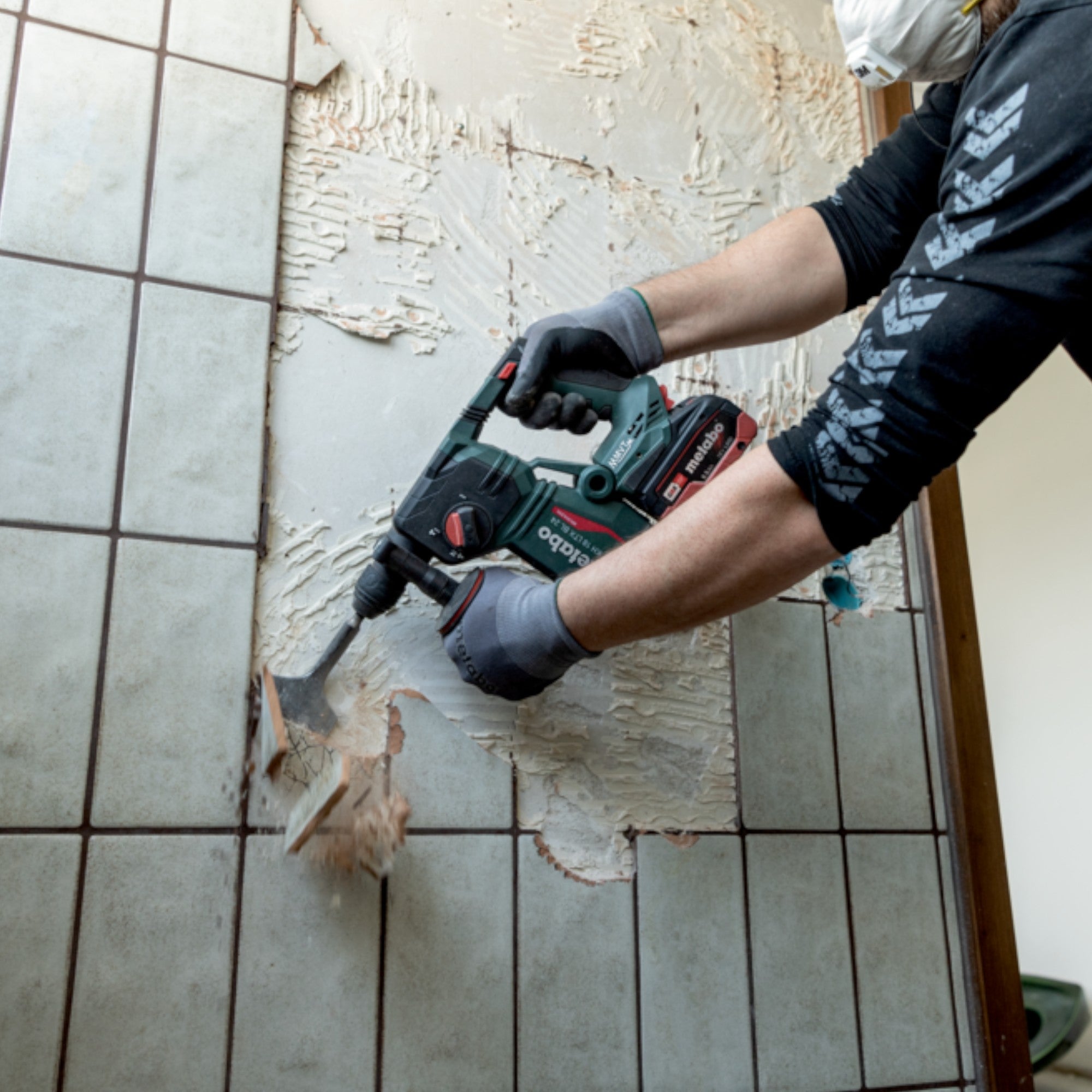 Metabo KH 18 LTX BL 24 Akku Bohrhammer 18 V 2 2 J SDS Plus Brushless 2x LiHD Akku 4 0 Ah Ladegeraet 4 - toolbrothers