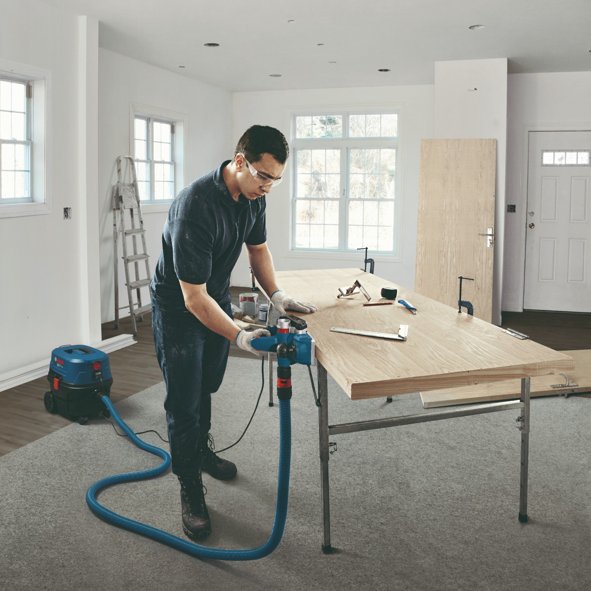 Bosch GHO 20 82 Professional Hobel 700 Watt 82 x 2 mm 06015A9100  4 - toolbrothers