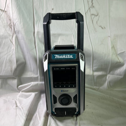 Makita DMR 114 Akku Baustellenradio 12 14 4 18 V AM FM Bluetooth IP 65 Reparaturgeraet 2 - toolbrothers