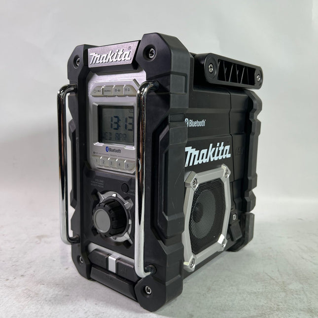 Makita DMR 110 NW Akku Baustellenradio 12 V 18 V IP64 DAB Solo ohne Akku ohne Ladegeraet Reparaturgeraet 0 - toolbrothers