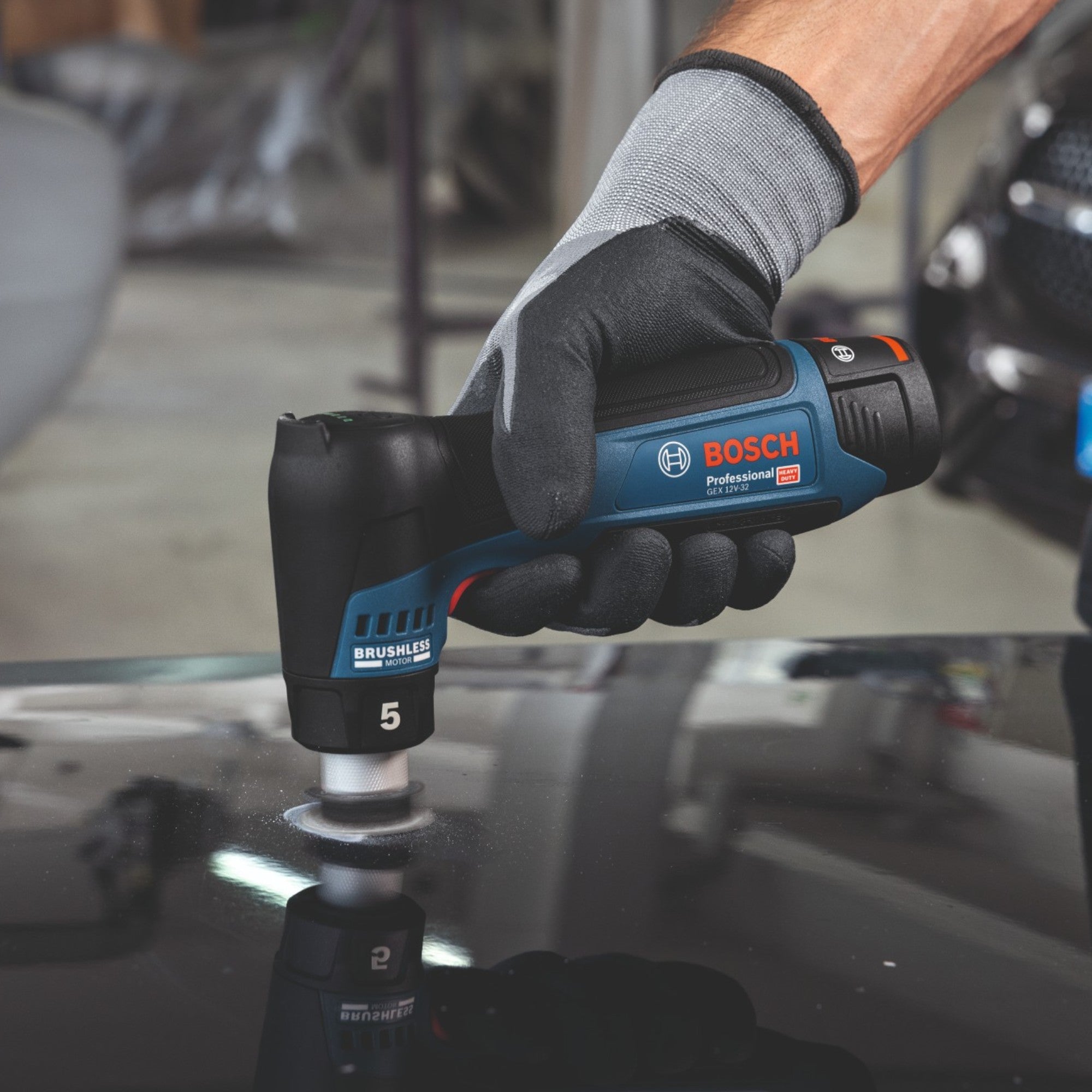 Bosch GEX 12V 32 Akku Exzenterschleifer 12 V 32 mm Brushless 1x Akku 3 0 Ah ohne Ladegeraet 4 - toolbrothers