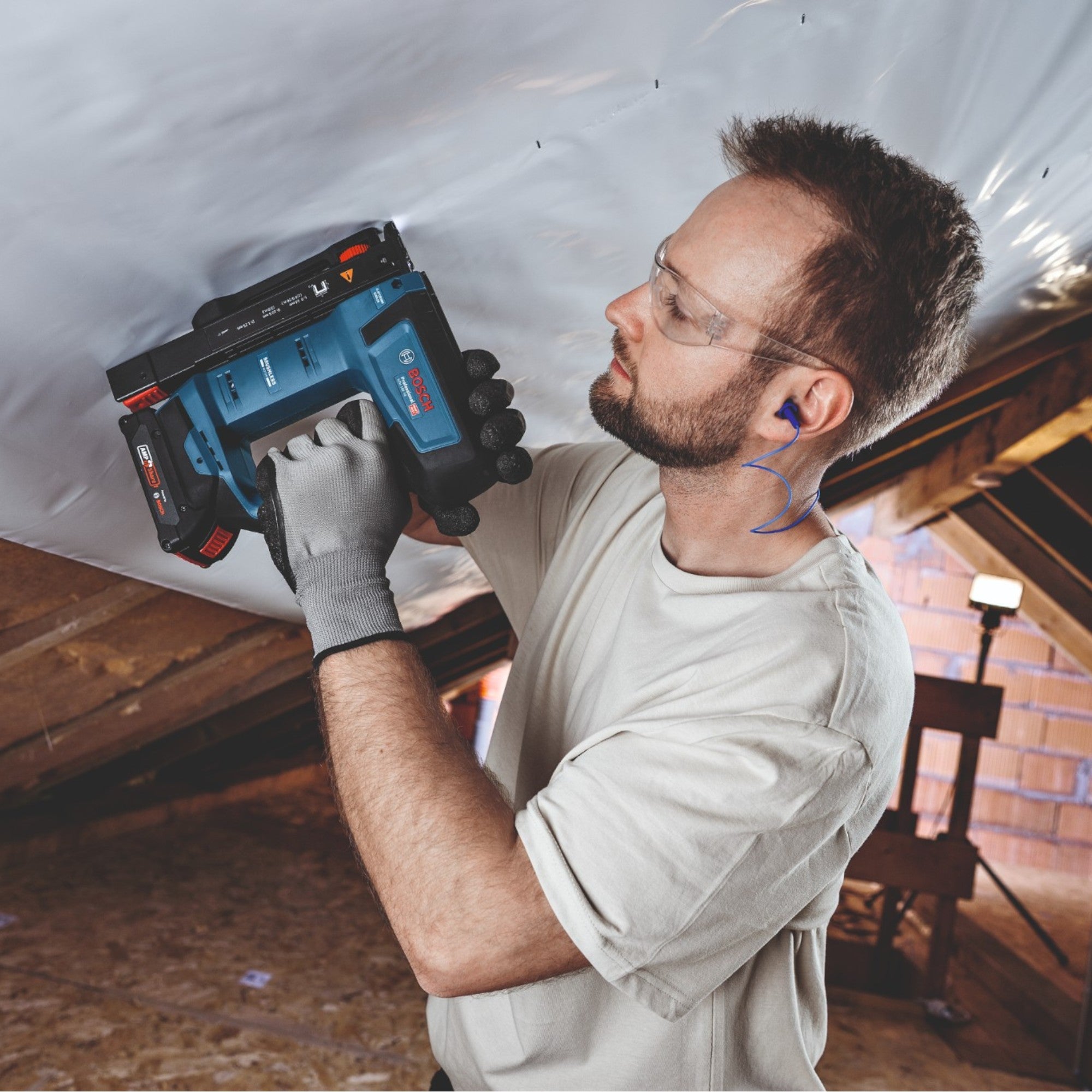 Bosch GTH 18V 14 Akku Holzklammerer 18 V 10 6 x 6 14 mm Brushless 2x ProCORE Akku 4 0 Ah Ladegeraet 4 - toolbrothers