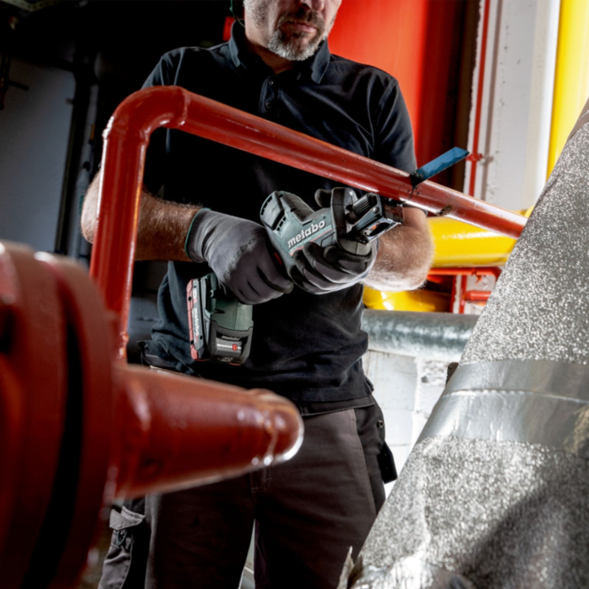 Metabo SSE 18 LTX BL Compact Akku Saebelsaege 18 V 1x Akku 4 0 Ah Ladegeraet metaBOX 4 - toolbrothers