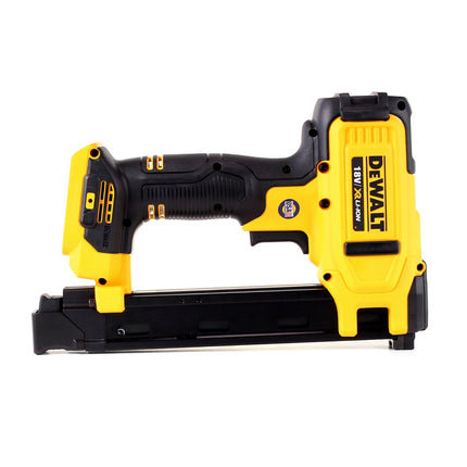 Grapadora a batería Dewalt DCN 701 L1 XR 18V ​​+ 1x batería 3.0Ah + cargador + TSTAK