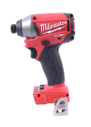 Milwaukee M18 CID-501M llave de impacto inalámbrica 18V 180Nm 1/4" brushless + 1x batería 5.0Ah + cargador + juego de puntas 32 piezas + M-Box