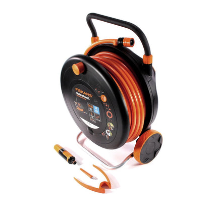 Carro portamanguera Fiskars rueda hidráulica L 30 m manguera (1023644) + accesorios