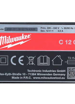 Milwaukee Akku Starter Set 12 V mit 4x Akku 1,5 Ah + M12 C12C Ladegerät