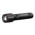 Ledlenser P6R Core LED Torcia elettrica 900 lm, IPX8, nera ( 502179 ) + 1x Batteria + 1x Cavo di alimentazione