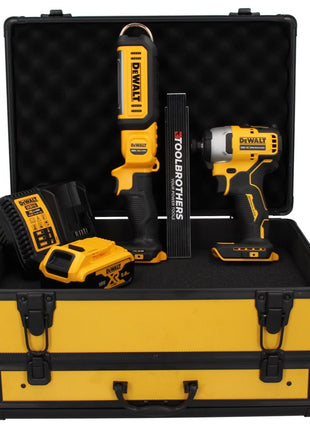 DeWalt DCF 809 P1 TX llave de impacto a batería 18 V sin escobillas + lámpara a batería DCL 050 18 V + 1x batería 5,0 Ah + cargador + metro plegable + estuche TX