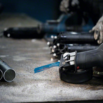 Bosch EXPERT Medium Thick Tough Metal S 1155 HHM Lame de scie sabre 225 mm 10 pces ( 2608900376 ) Carbide Technology