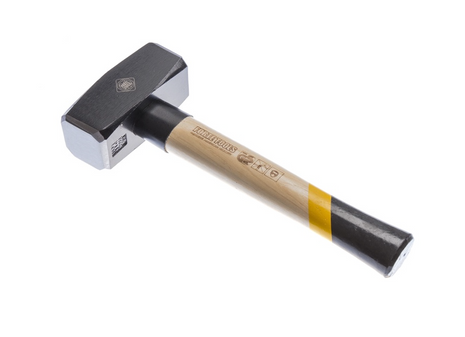 FORTE TOOLS Marteau avec manche en bois, poids de la tête 2000 g, marteau avec manche en bois, outil premium, forgé, double clavette annulaire, tête laquée (000051151043)