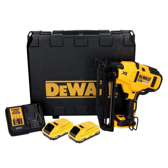 Clavadora a batería DeWalt DCN 660 L2 18V 32-63 mm sin escobillas + 2x baterías 3.0 Ah + cargador + maletín