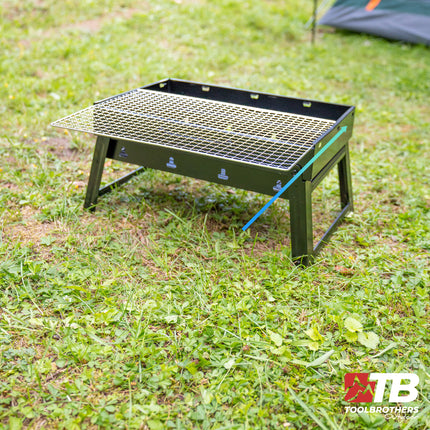 Toolbrothers Griglia a carbonella portatile per il campeggio, da allestire senza attrezzi 43 x 29 x 23 cm nero cromato Smoker BBQ Pit Grill